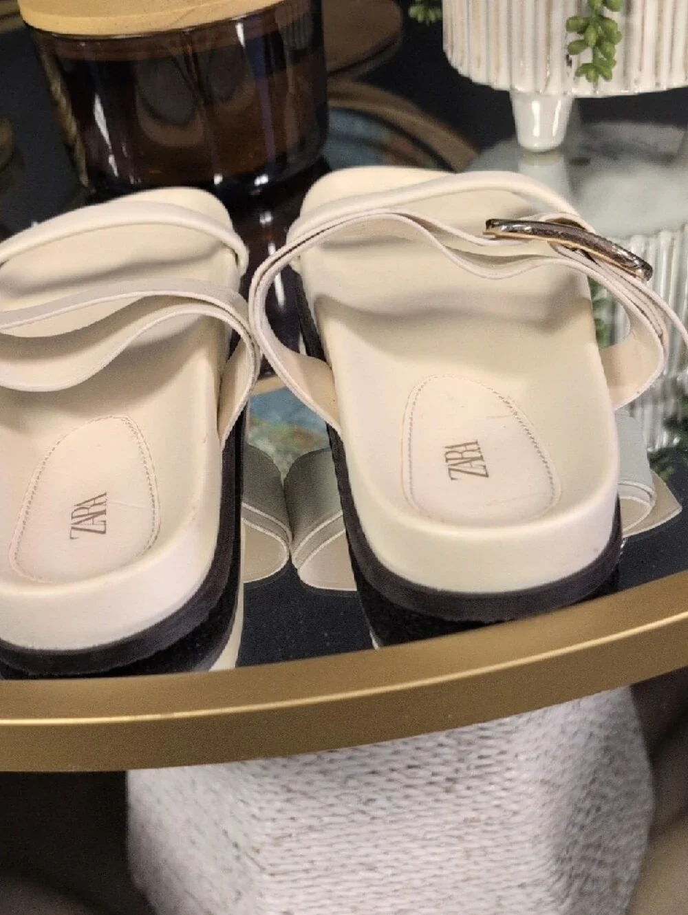 Zara Cream Slide Sandals with Gold-Tone Buckle Detail - Picture 4 of 10